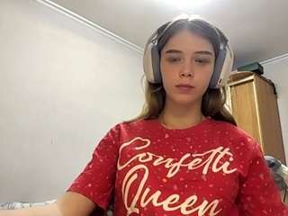 Live webcam model otilialingerfelter on Soda Cams