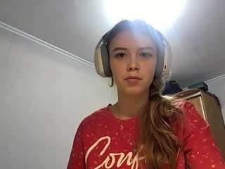 Live webcam model otilialingerfelter on Soda Cams