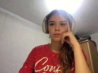 Live webcam model otilialingerfelter on Soda Cams