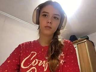 Live webcam model otilialingerfelter on Soda Cams