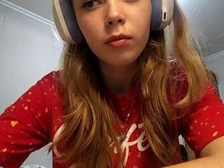 Live webcam model otilialingerfelter on Soda Cams