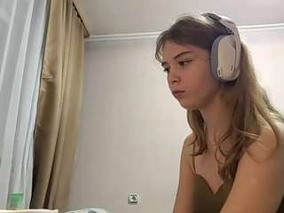 otilialingerfelter webcam model