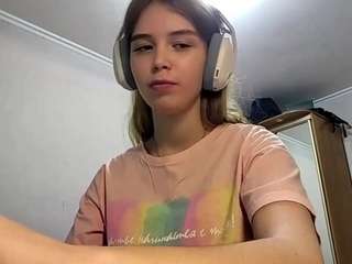 otilialingerfelt... Live Webcam on CamSoda