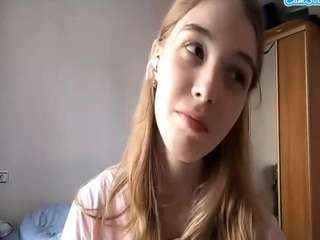 Live cam show with OtiliaLingerfelter