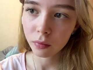 Live cam show with OtiliaLingerfelter