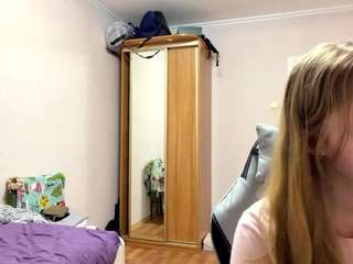 Live cam show with OtiliaLingerfelter