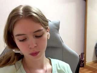 otilialingerfelter Sex Cam Show