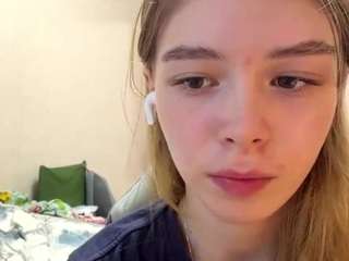 OtiliaLingerfelter live webcam show