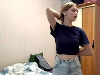 Live cam show with OtiliaLingerfelter