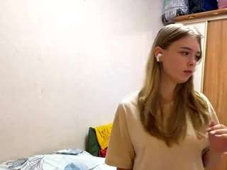 OtiliaLingerfelter live cam preview