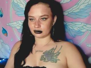 queenyaliss