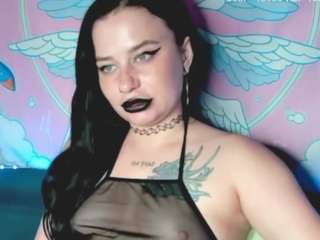 queenyaliss
