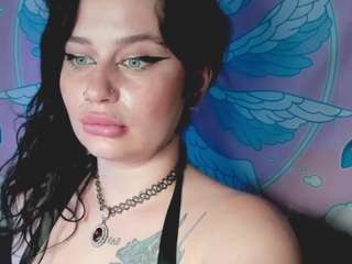 queenyaliss