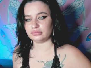 queenyaliss