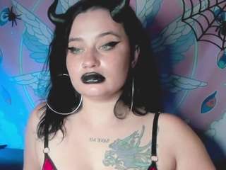 queenyaliss
