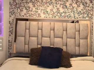 sofi-blake1's CamSoda show and profile