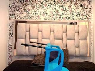 sofi-blake1's CamSoda show and profile