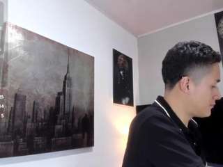 adam-walker1
