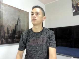adam-walker1