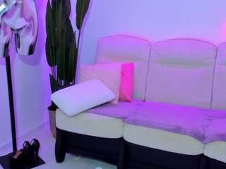 Live webcam model cassy-foxy on Soda Cams