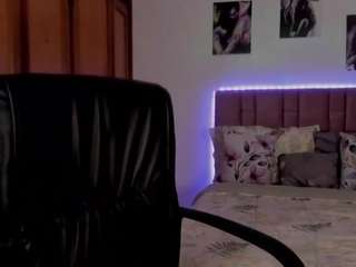 charlottebayron webcam