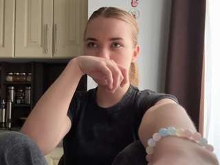 Live webcam model corinnedieffenbach on Soda Cams