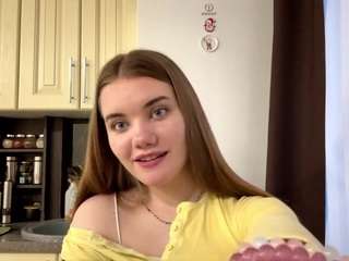 Live webcam model corinnedieffenbach on Soda Cams