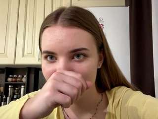 Live webcam model corinnedieffenbach on Soda Cams