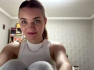 Live webcam model corinnedieffenbach on Soda Cams