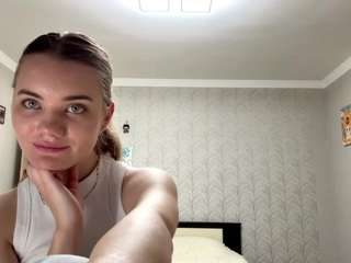 Live webcam model corinnedieffenbach on Soda Cams