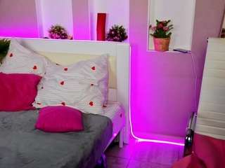 Karoline live webcam show