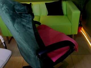 Karoline live webcam show