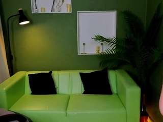 Karoline live webcam show
