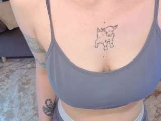 emelinemooring webcam