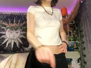 Live webcam model joanneleard on Soda Cams