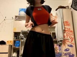 joanneleard's CamSoda show and profile