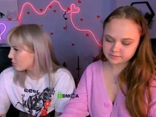 luna-wisper's CamSoda show and profile