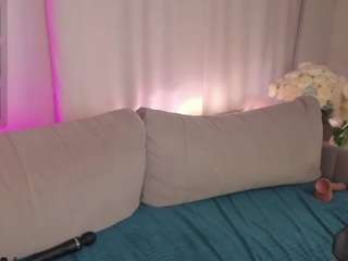 maneela-kennedy webcam