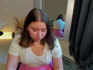 Maya-Raay live webcam show