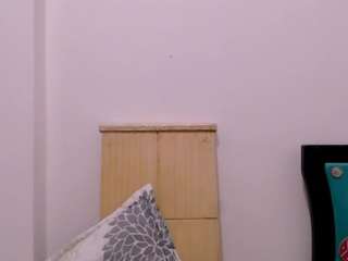 milkoflove webcam