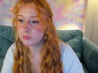 Live webcam model mylilin on Soda Cams