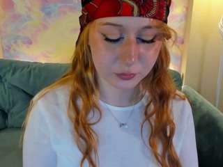 Live webcam model mylilin on Soda Cams