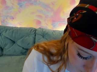 Live webcam model mylilin on Soda Cams