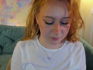 Live webcam model mylilin on Soda Cams