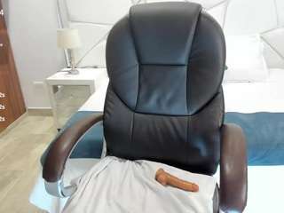 Shary-leon live webcam show