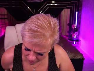 crystalvibe live webcam show