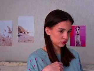 Live webcam model freddieshambrook on Soda Cams