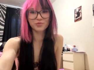 Live webcam model jacqualinepolowy on Soda Cams