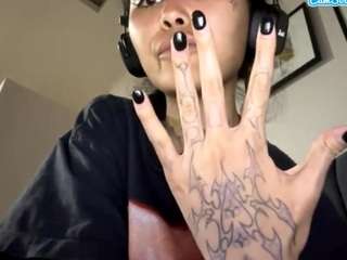 Live webcam model kalifaulds on Soda Cams