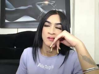 Karla-lovera's cam show statistics and live stream
